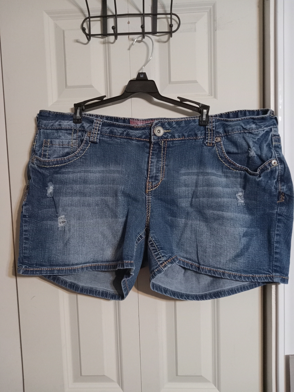 Amethyst Jeans Distressed Blue Denim Shorts